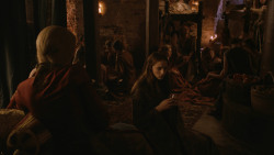 extant_GameOfThrones_2x09-Blackwater_3054