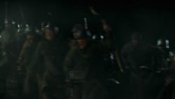 extant_GameOfThrones_2x09-Blackwater_3430