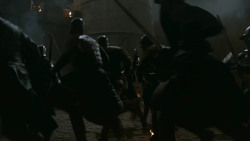 extant_GameOfThrones_2x09-Blackwater_3456
