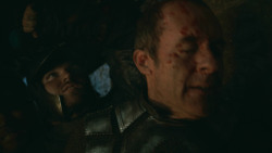 extant_GameOfThrones_2x09-Blackwater_3478