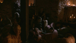 extant_GameOfThrones_2x09-Blackwater_3586