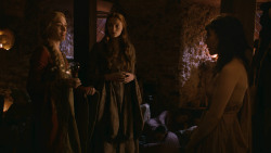 extant_GameOfThrones_2x09-Blackwater_3675