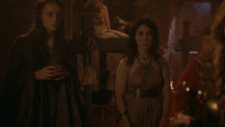 extant_GameOfThrones_2x09-Blackwater_3702