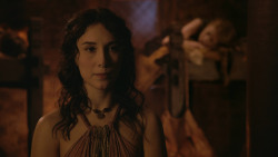 extant_GameOfThrones_2x09-Blackwater_3755