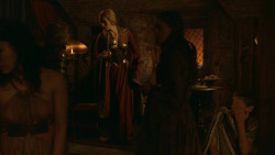 extant_GameOfThrones_2x09-Blackwater_3814