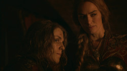extant_GameOfThrones_2x09-Blackwater_3832