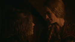 extant_GameOfThrones_2x09-Blackwater_3856