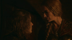 extant_GameOfThrones_2x09-Blackwater_3861