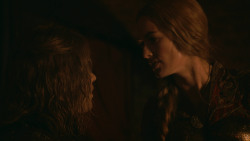extant_GameOfThrones_2x09-Blackwater_3875