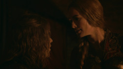 extant_GameOfThrones_2x09-Blackwater_3876