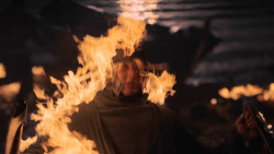 extant_GameOfThrones_2x09-Blackwater_3974