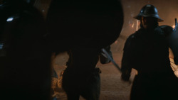 extant_GameOfThrones_2x09-Blackwater_4030