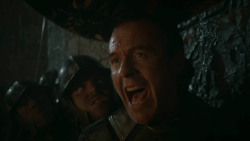 extant_GameOfThrones_2x09-Blackwater_4046
