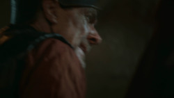 extant_GameOfThrones_2x09-Blackwater_4114