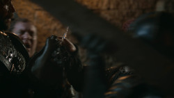 extant_GameOfThrones_2x09-Blackwater_4132