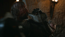extant_GameOfThrones_2x09-Blackwater_4134