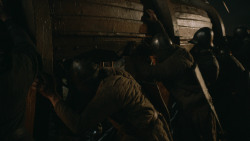 extant_GameOfThrones_2x09-Blackwater_4271