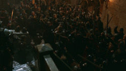 extant_GameOfThrones_2x09-Blackwater_4653