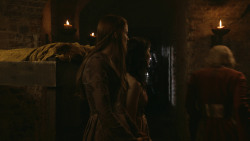 extant_GameOfThrones_2x09-Blackwater_4717