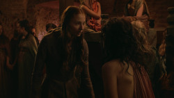 extant_GameOfThrones_2x09-Blackwater_4774