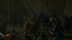 extant_GameOfThrones_2x09-Blackwater_5136