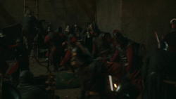 extant_GameOfThrones_2x09-Blackwater_5143