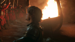 extant_GameOfThrones_2x09-Blackwater_5176