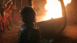 extant_GameOfThrones_2x09-Blackwater_5177