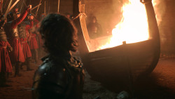 extant_GameOfThrones_2x09-Blackwater_5178