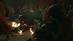 extant_GameOfThrones_2x09-Blackwater_5290