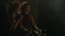 extant_GameOfThrones_2x09-Blackwater_5342