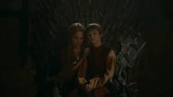 extant_GameOfThrones_2x09-Blackwater_5354