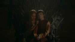 extant_GameOfThrones_2x09-Blackwater_5358
