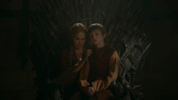 extant_GameOfThrones_2x09-Blackwater_5359