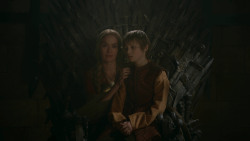 extant_GameOfThrones_2x09-Blackwater_5365