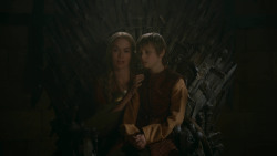 extant_GameOfThrones_2x09-Blackwater_5366