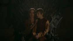 extant_GameOfThrones_2x09-Blackwater_5368
