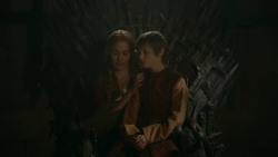 extant_GameOfThrones_2x09-Blackwater_5369