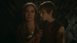 extant_GameOfThrones_2x09-Blackwater_5465