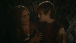 extant_GameOfThrones_2x09-Blackwater_5474