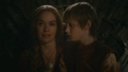 extant_GameOfThrones_2x09-Blackwater_5495