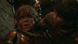 extant_GameOfThrones_2x09-Blackwater_5511