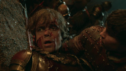 extant_GameOfThrones_2x09-Blackwater_5512