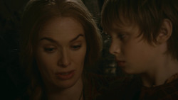 extant_GameOfThrones_2x09-Blackwater_5544