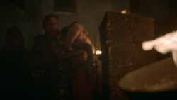 extant_GameOfThrones_2x09-Blackwater_5589