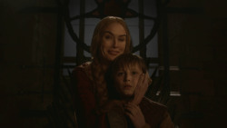 extant_GameOfThrones_2x09-Blackwater_5618