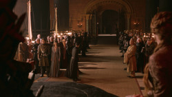 extant_GameOfThrones_2x10-ValarMorghulis_0315