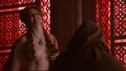 extant_GameOfThrones_2x10-ValarMorghulis_0834