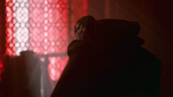 extant_GameOfThrones_2x10-ValarMorghulis_0837
