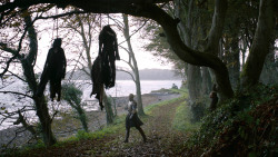 extant_GameOfThrones_2x10-ValarMorghulis_1210